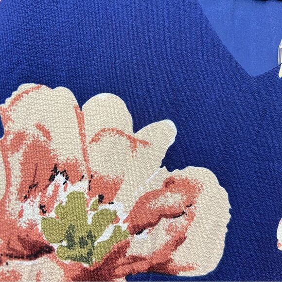 BELONGSCI floral navy blue dress NWT 🌺 size small - Picture 6 of 6